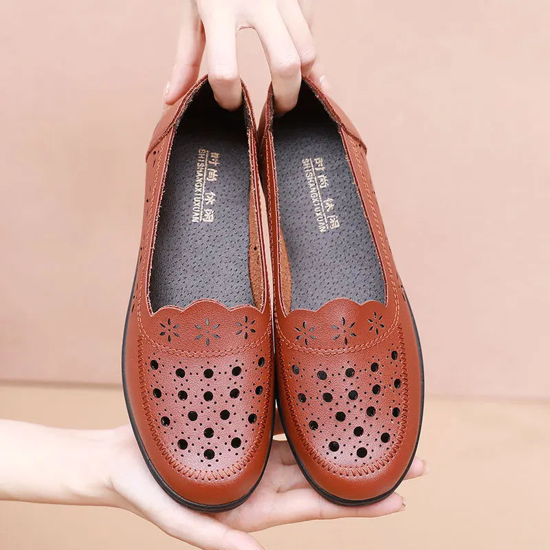 Sandals Summer Comfort  Baotou  Soft Sole Mom's Shoes Flat Sole Women's Shoes Hole Leather Shoes Middle and Old Age Shoes