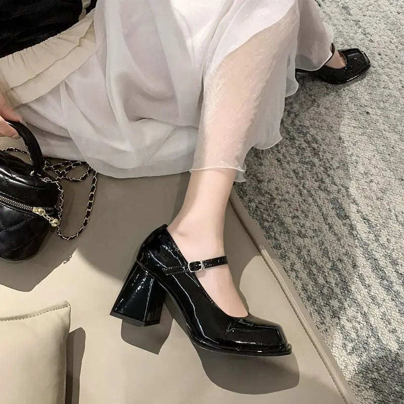 Mary Janes Büro Damen Solide Elegante Vintage Schwarz Sandalen Frau Schnalle Rutschfeste Casual Medium Heels Heels Koreanische 2024 Sommer