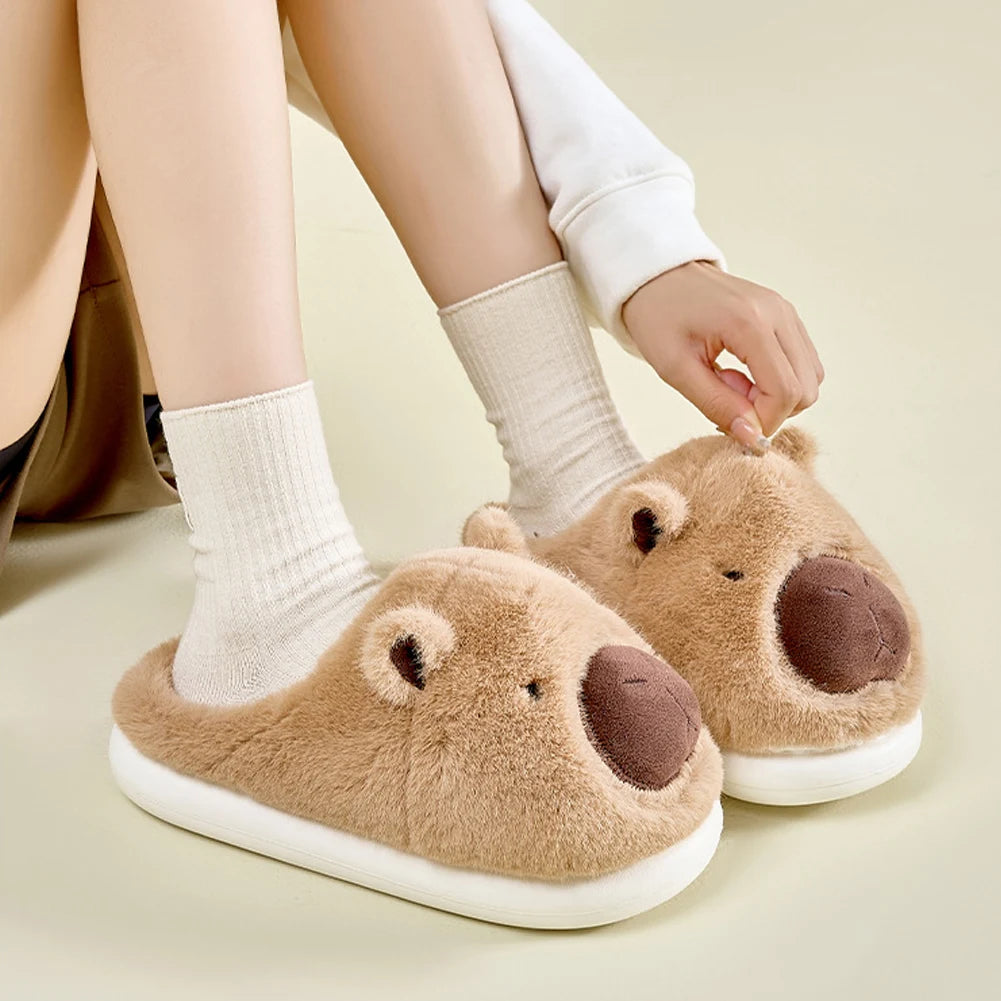 Niedliche Cartoon-Capybara-Hausschuhe, warme Winter-Baumwoll-Hausschuhe für Damen, rutschfest, bequem, pelzige Tier-Hausschuhe, Slip-on-Hausschuhe
