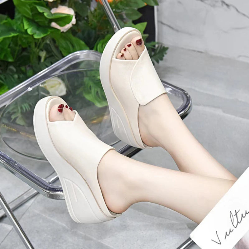 Sandales pour femmes, pantoufles noires à plateforme compensée, bout ouvert, orthopédiques, semelle épaisse, chaussures de plage à talons hauts