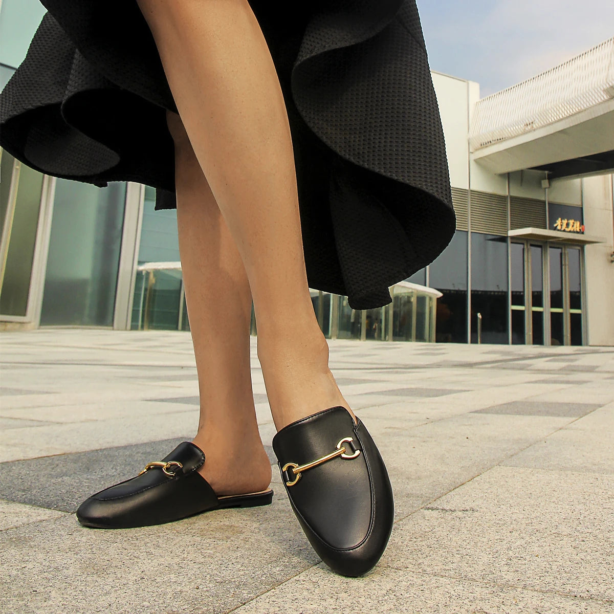 Mules for Woman  Pointed Toe Buckle Flats Comfortable Slip on Loafers Flat Mule Flats Shoes Backless Loafers