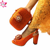 2022 High Quality Classics Style Italian Women Shoes Matching Bag Set in Golden Color Comfortable Heels for Garden Party