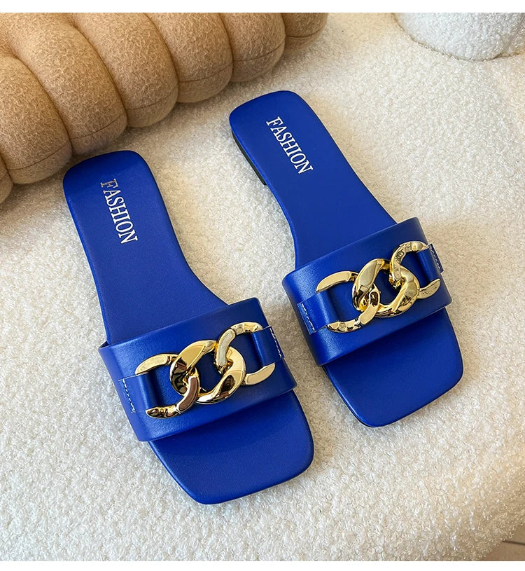 Nouvelles pantoufles plates léopard pour femmes, chaussures plates à bout carré avec chaîne en métal américaine, sandales pour femmes, pantoufles Zapatos, 2024
