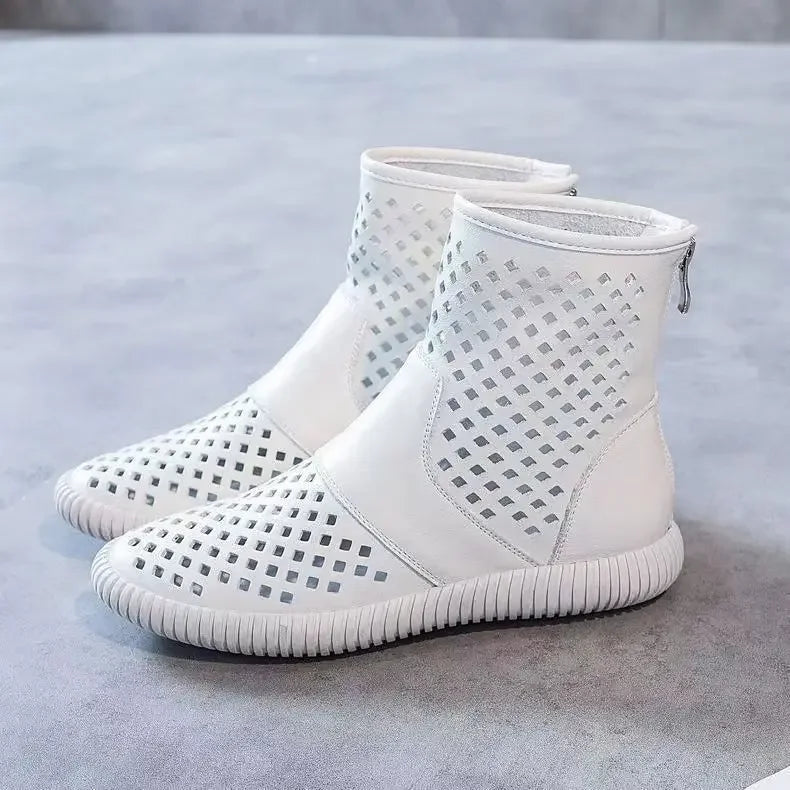 2023Soft Leather Hole Shoes Women's Shoes Summer New Hollow Sandals Flat Outdoor Women's Short Boots Platform Shoes