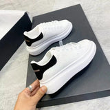 2023 Chaussures Décontractées Femmes Marque Printemps Designers Talons Wedges Baskets Blanches Plateforme Tenis Feminino Entraîneurs Femmes Marche