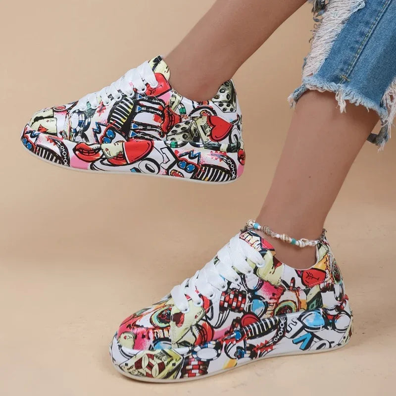 Women's Casual Sneakers 2023 Fashion New Painted Graffiti Lace Up Sports Shoes for Women Flat Pu Leather Ladies Running Shoes