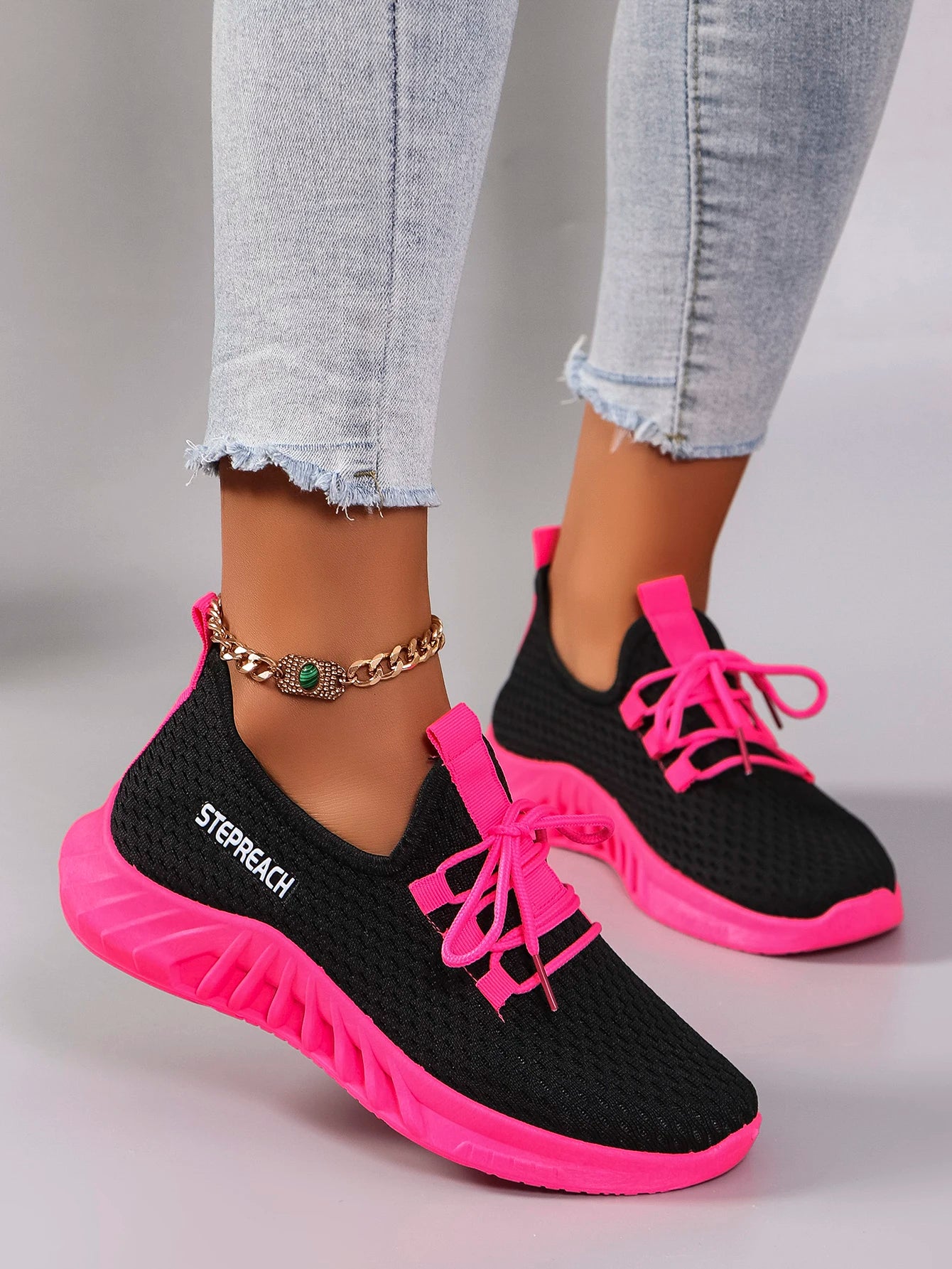 Spring New Product: Women's Color blocked Casual Sports Shoes with Strap Comfortable, Breathable, Lightweight, Wear resistant So