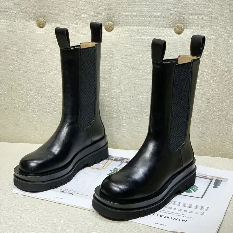 Autumn Boots Woman Winter 2024 Black Chelsea Kawaii Cute Hot Korean Genuine Leather Chunky Half Booties New In Women's Shoes New