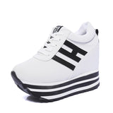 Autumn New Fashion Women's Platform Shoes Comfortable and Non Slip Women's Boots Casual Flat Bottom Shoes Thick Sole Sports Shoe