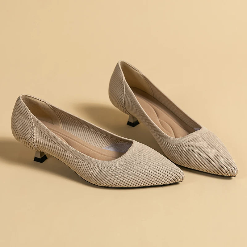 Spring and Autumn Women's Large Shoes 2025 High Heels Solid Color Knitted Breathable Rubber Non slip Sole Latex Insole Work Shoe