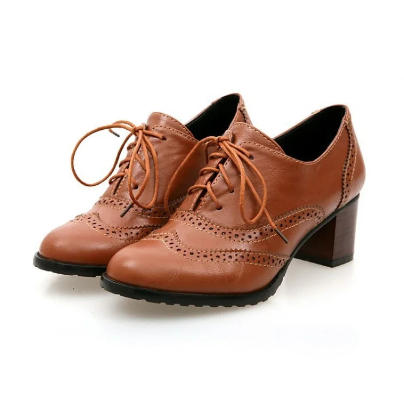 Escarpins à bout rond et talons en bois de 5,5 cm pour femmes, style brogue, style étudiant, sculpté, rétro, à lacets, classiques, printemps, nouveauté 2023