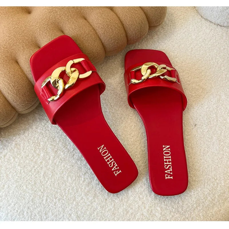 Nouvelles pantoufles plates léopard pour femmes, chaussures plates à bout carré avec chaîne en métal américaine, sandales pour femmes, pantoufles Zapatos, 2024