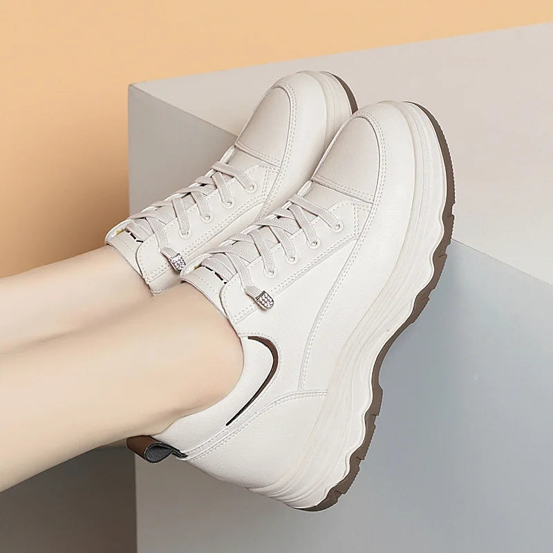 Comfortable Soft Leather Running Sneakers 2024 New Spring Autumn Middle-aged Elderly Fashion Chunky Causal Women Mother Shoes