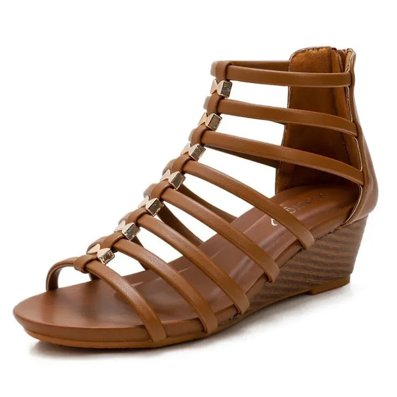 YAERNI Summer New Women Shoes Fashion Casual Outdoor Beach Slippers Comfortable Flat Bottomed Toe Women Sandals Plus Size
