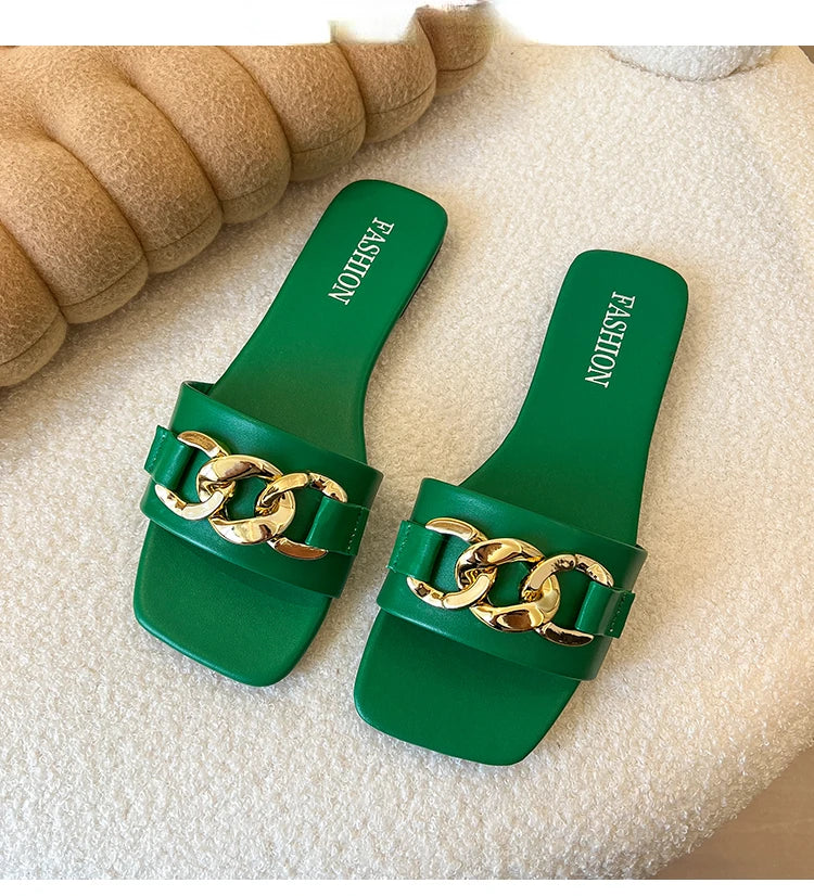 Nouvelles pantoufles plates léopard pour femmes, chaussures plates à bout carré avec chaîne en métal américaine, sandales pour femmes, pantoufles Zapatos, 2024