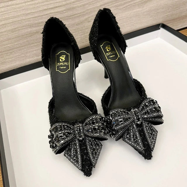 Brand Designer High Heels Pumps Woman Thin Heeled Party Shoes Luxury Pearl Crystal Bowtie White Wedding Shoes Women 2023 Autumn