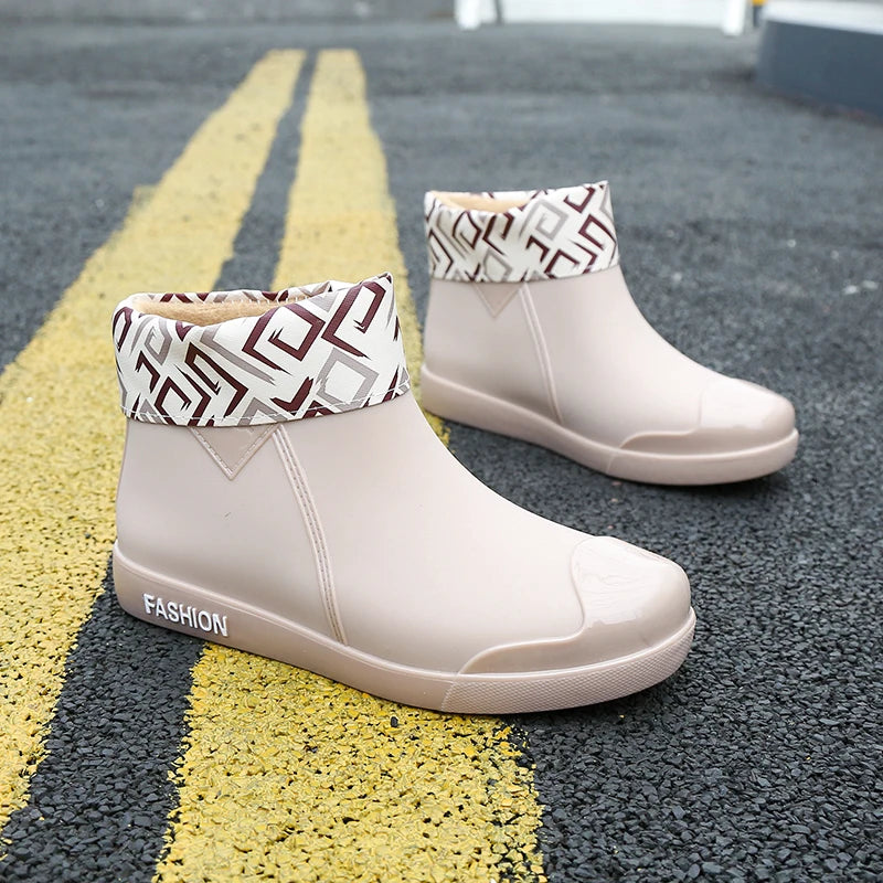 Adult， Women's， Fashionable， Wear-resistant ，Rain Boots ，Women's Four-season Outdoor Waterproof Shoes Women's Rubber Shoes Sweet