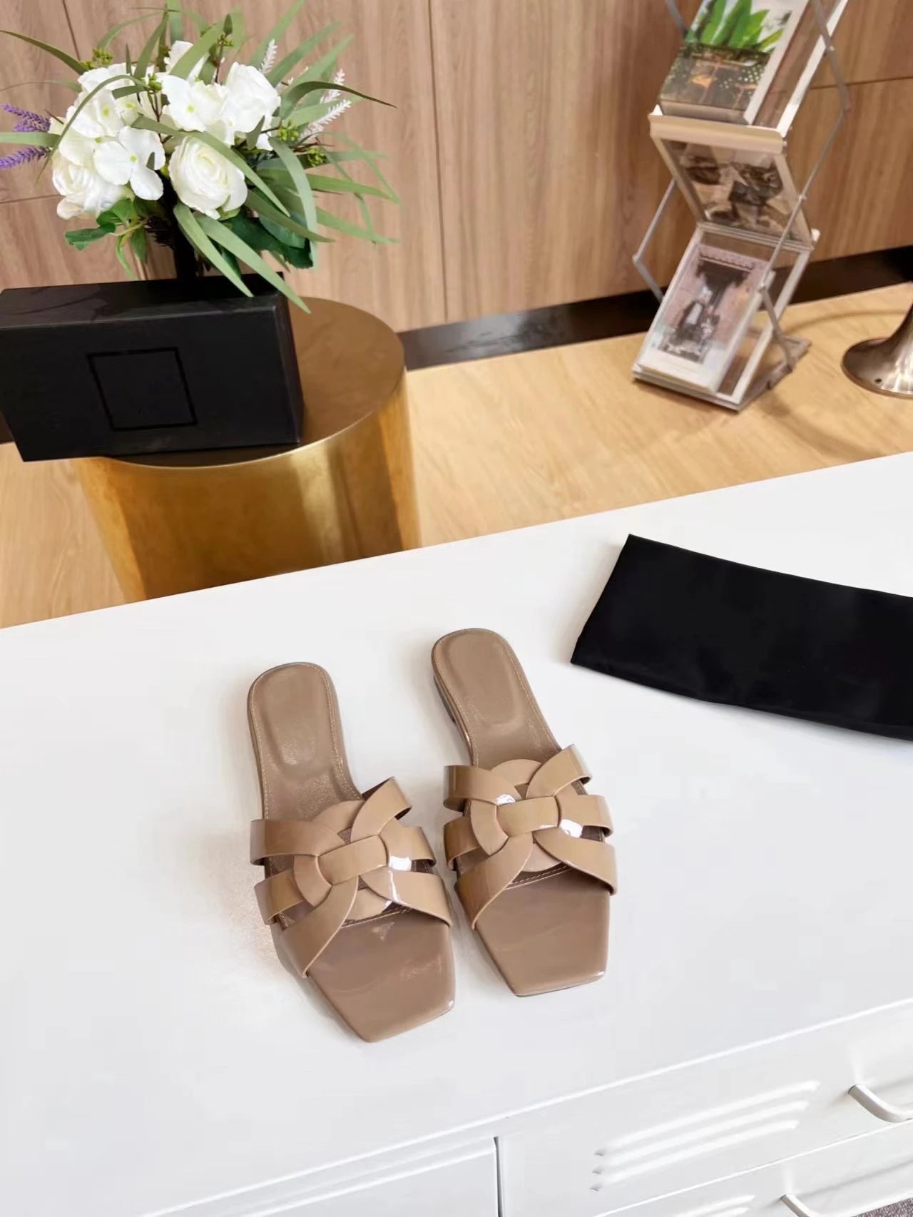 Summer Women's Slippers Genuine Leather Square Toe Open Toe Flat Bottom Fashion Party Shoes Plus Size 34-44 Outdoor Beach Shoes